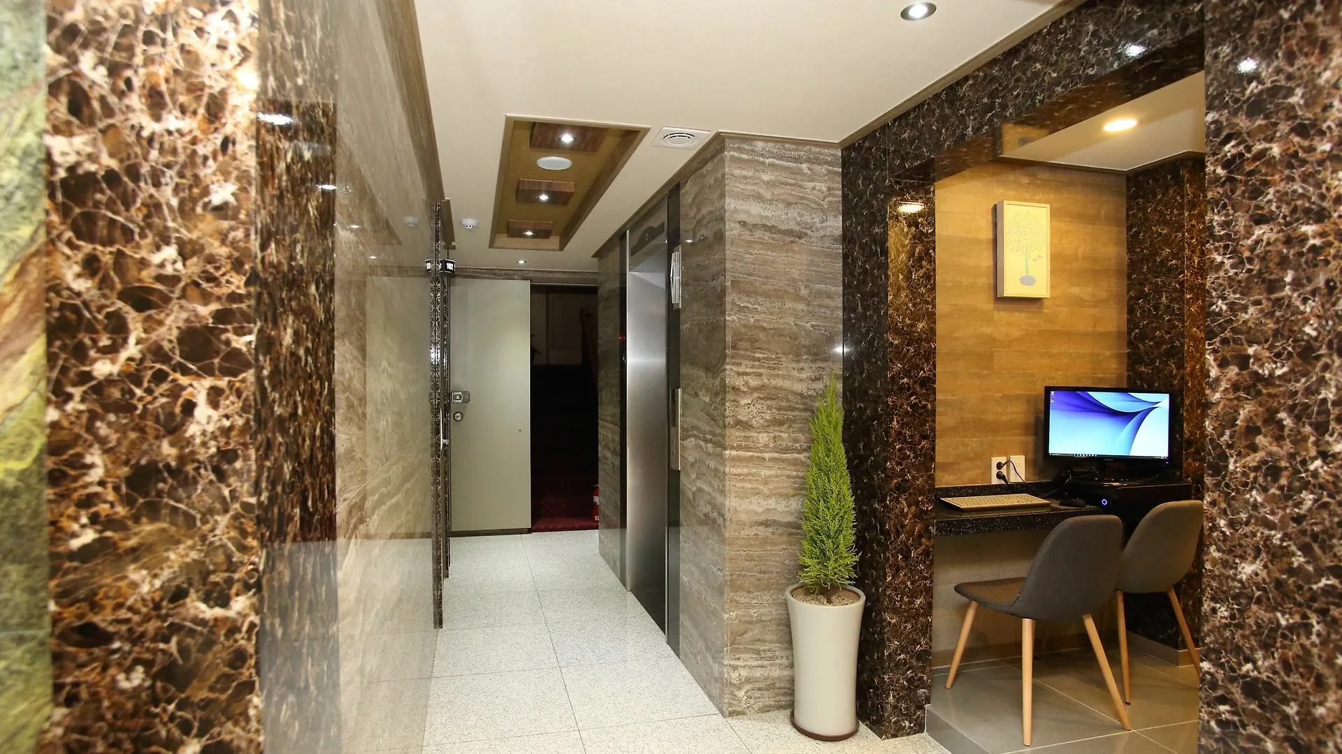 Daeyoung Hotel Myeongdong Seul